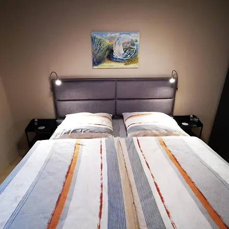 Hafenhaeuser - Whg 10 Boddenpfoten * Breege